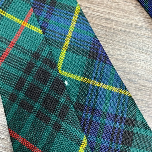 Ingles Buchan Green, Blue, Yellow & Red Tartan Plaid Wool Tie - Picture 6 of 6